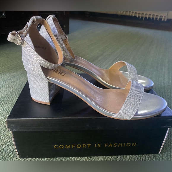 IDIFU Women's Cookie-LO Low Block Heels Chunky Sandals Ankle Strap - Picture 8 of 14